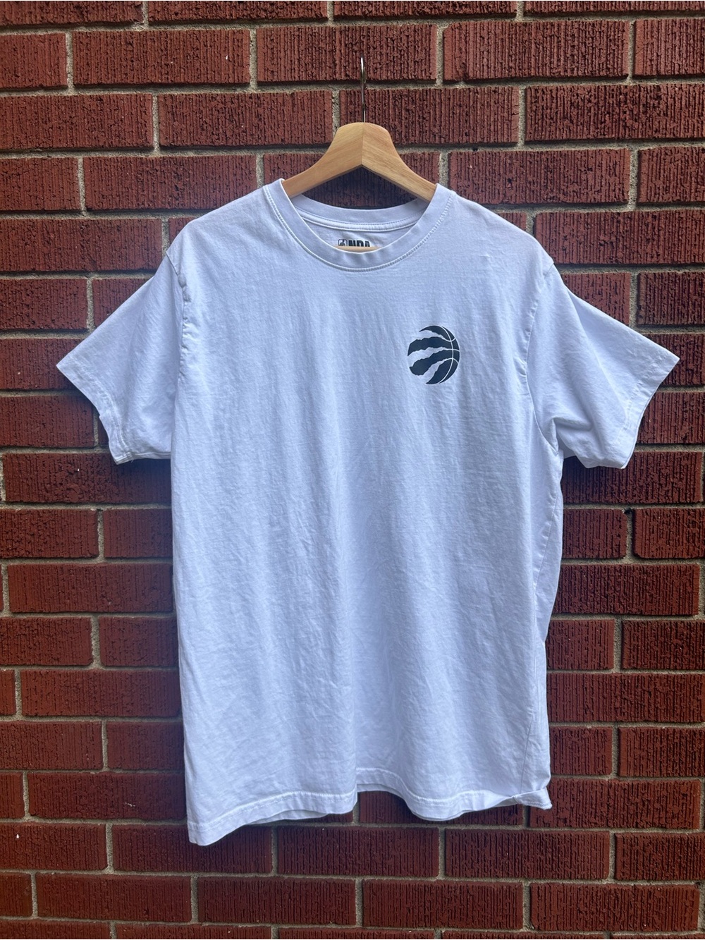 NBA Toronto Raptors Logo White T-Shirt XL